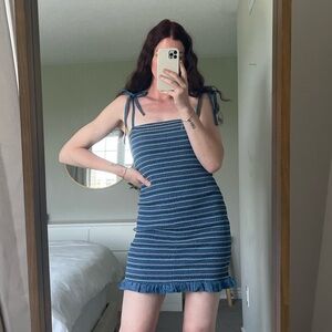 Denim Y2K stretchy mini dress 🦋